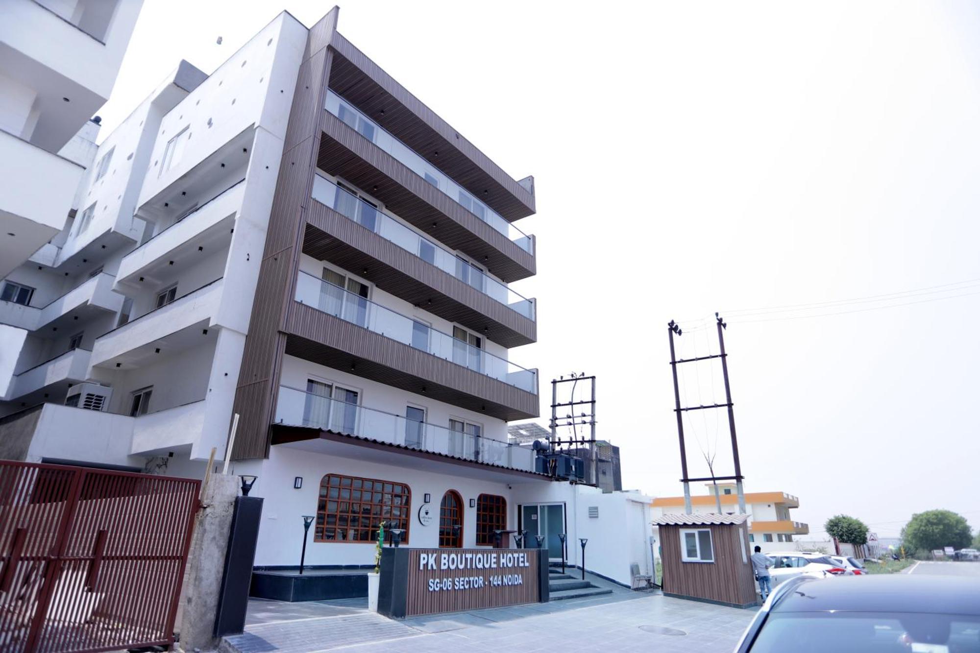Pk Boutique Hotel Noida Exteriör bild